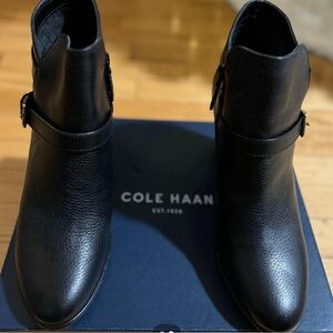 Women’s ankle leather boots